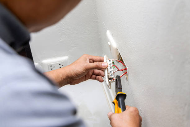 Best Electrical Outlet Repair  in Woodbury, TN